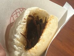 酒酿馒头夹笋干菜肉-孝店王酒酿馒头(安昌1店)