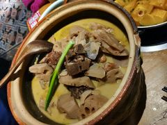 -吃饭皇帝大土家民族菜(正大广场店)