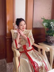 -莫小姐婚纱