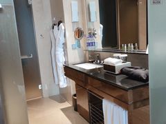 -广州天河希尔顿酒店