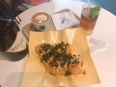 海苔芥末可颂-BIJOU coffee&cocktail(龙岗万科广场店)