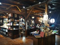 -良友书坊(安徽路店)