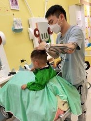 -爆米花儿童美发乐园