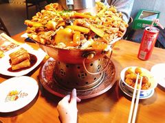 -炉小二铜锅牛蛙•川湘菜(三里屯店)
