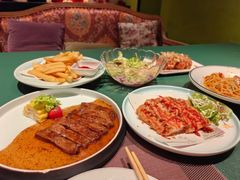 -孔雀裡融合餐厅