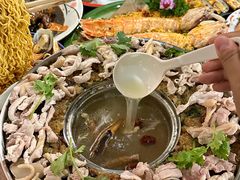 -辉记炭烧海鲜大排档·老字号(福田店)