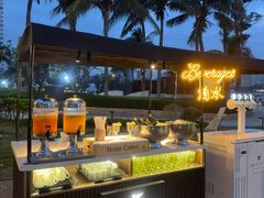 -JW万豪厨房餐厅·滨海草坪烧烤·海鲜·海景(三亚绿发山海天JW万豪酒店)