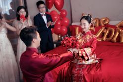 点击看大图 -藤薰定制中式嫁衣礼服旗袍店