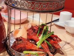 椒盐鸭下巴-避风塘(百联东郊店)