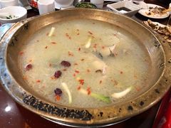 -颜氏双江清水鱼一养身火锅(磁器口店)