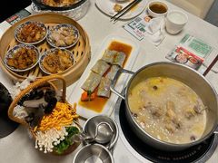 -煲王粤菜餐厅(中侨中心店)