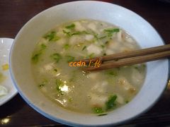 吃得差不多时偶要厨师给偶加了这么多汤-春发生饭店·非遗(南院门店)