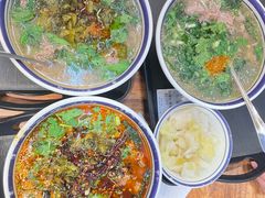 -云阿蛮云南生烫牛肉米线(奉贤路店)