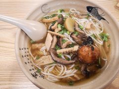 -初湘记湖南米粉(丁豪广场店)