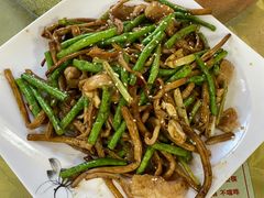 -金麒麟美食城