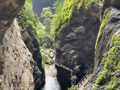 -龙水峡地缝景区