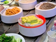 -龍歌自助小火锅(市北CBD万达店)