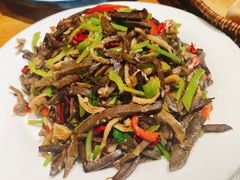 -蒙艾里民族传统菜蒙餐