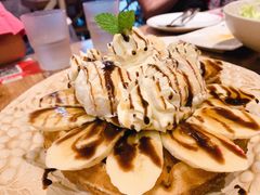 -玛格萝妮(汇智国际商业中心店)