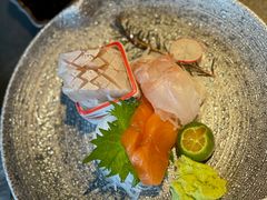 -铭牛烧肉·和牛海鲜自助(高新月牙湖店)