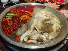 -四小区火锅·巷子里的重庆火锅(花照壁店)