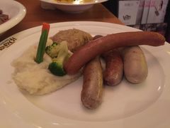 -LENBACH兰巴赫西餐啤酒坊(大连星海广场店)