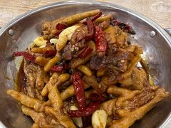 干锅姜辣凤爪-江城燕子大排档(江汉路步行街店)