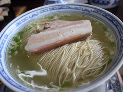 枫镇大肉面-裕兴记·三虾面(西北街总店)