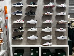 -LACOSTE(百联奥特莱斯广场店)