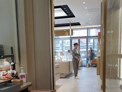 -华夏典当行(龙德广场店)