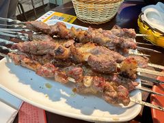 -洞庭洲·防空洞火锅·烧烤·铜锅涮肉(新百广场店)