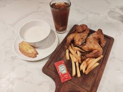 奥尔良烤鸡配薯条-卡朋西餐(大信新都汇店)