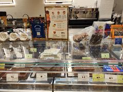 -VENCHI 闻绮(上海佛罗伦萨小镇店)