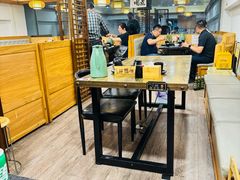 -灶知轩湘西石锅鱼(万佳广场店)