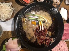 -周幺妹重庆老火锅(银泰城总店)