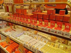 -沪上阿姨·臻选茶饮(上海环球港店)