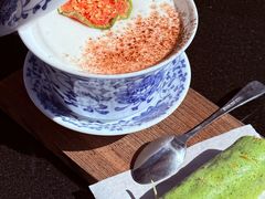 -亚龙湾喜来登·美景台大堂吧