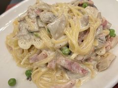 奶油培根意大利面-WOLFGANG PUCK KITCHEN & BAR(迪士尼小镇店)
