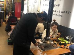 -肉甲韩国木炭烤肉(新壹街1店)