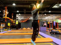 -Tenker Club弹刻极限主题公园 · 蹦床 · 团建 · 生日派对(大关店)