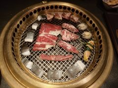 -铭牛烧肉·和牛海鲜自助(高新月牙湖店)