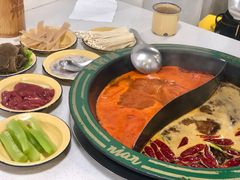 番茄鸳鸯锅底-有拈头成都市井火锅(老门东店)
