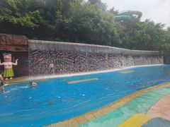 -泸州欢乐派海滩公园