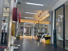-GYMPLUS私教健身会馆(大悦城店)