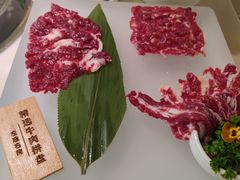 吊龙-左庭右院鲜牛肉火锅(浦江欢乐颂店)