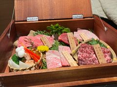 -山川小町·极番烧肉(新地假日广场店)