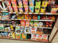 零售区-全家便利店(临顿路二店)