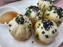 蟹粉生煎-瑞福园联谊餐室(茂名南路店)