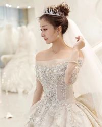 -LOVINA洛维娜婚纱礼服