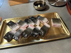-围炉肉舍丹东海鲜烤肉·烤活鳗(步行街店)